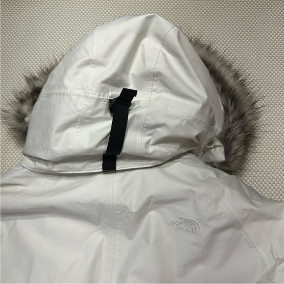 The North Face Down Fur Lined Hooded Parka - Picture 3 of 8